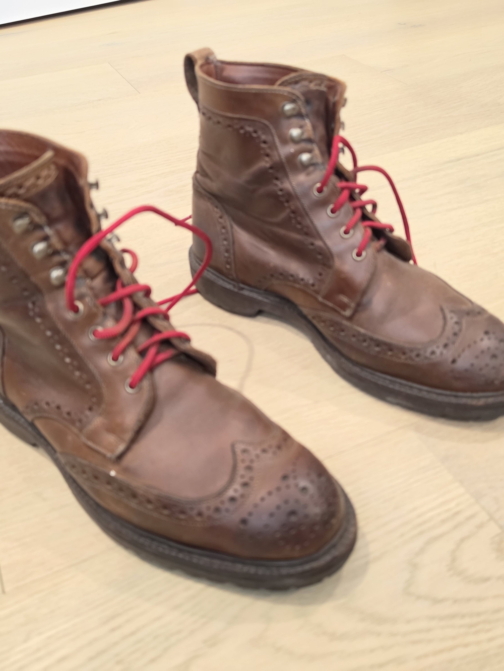 Allen Edmonds Brown Leather Wingtip Combat Boots Vibram Sole Men's 10.5 D